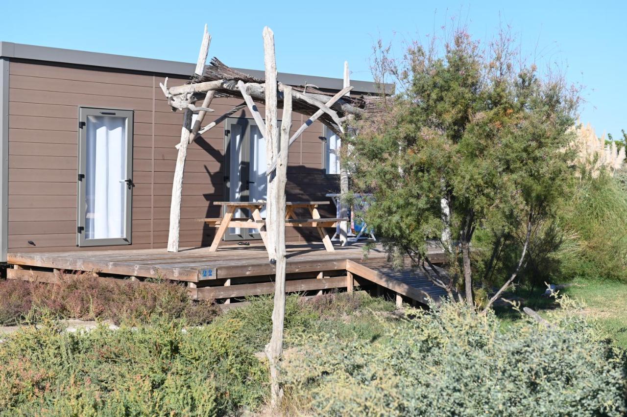 Camping Les Bois Flottes Salin-de-Giraud Εξωτερικό φωτογραφία